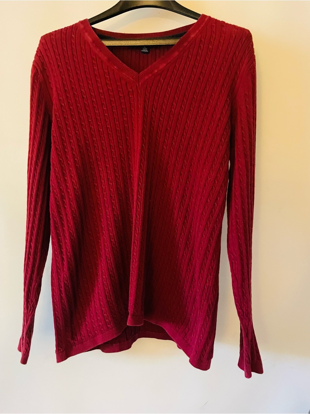 Tommy Hilfiger Women's Red V-Neck Cable Knit Sweater Size XL